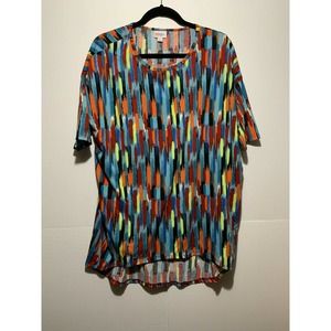 Lularoe NWT Small Irma Shirt  Womens NEW